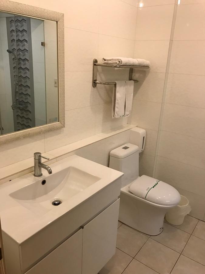 Xin Yuan Motel Taichung Dış mekan fotoğraf