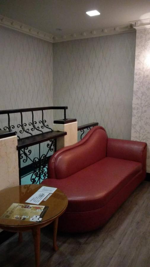 Xin Yuan Motel Taichung Dış mekan fotoğraf