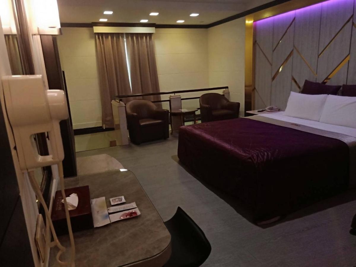 Xin Yuan Motel Taichung Dış mekan fotoğraf